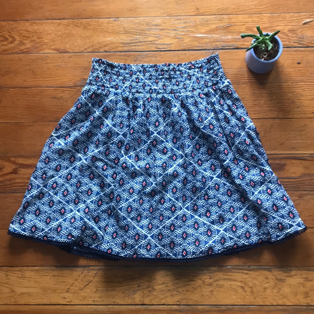 Old Navy Geometric Print Skirt - Picture 1 of 9